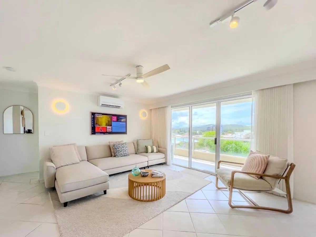 Beach By The Window Gold Coast Australie