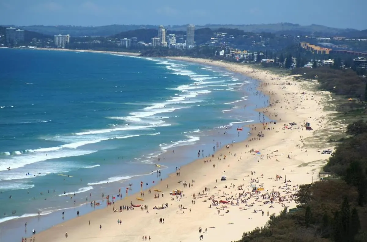 Beach By The Window Gold Coast 0*,