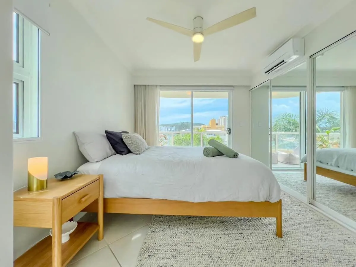 Beach By The Window Gold Coast 0*,  Australia